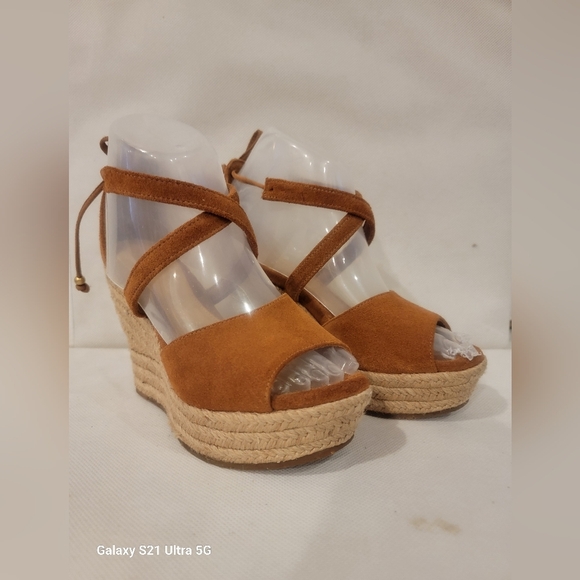 UGG REAGAN CHESTNUT WEDGE HEEL ESPADRILLES SANDALS (sz 5.5) - Picture 1 of 7
